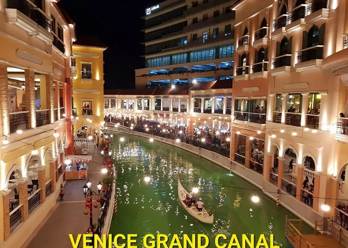 Luxury Bgc Condo, Venice Grand Canal #vlrtc5h Holiday home