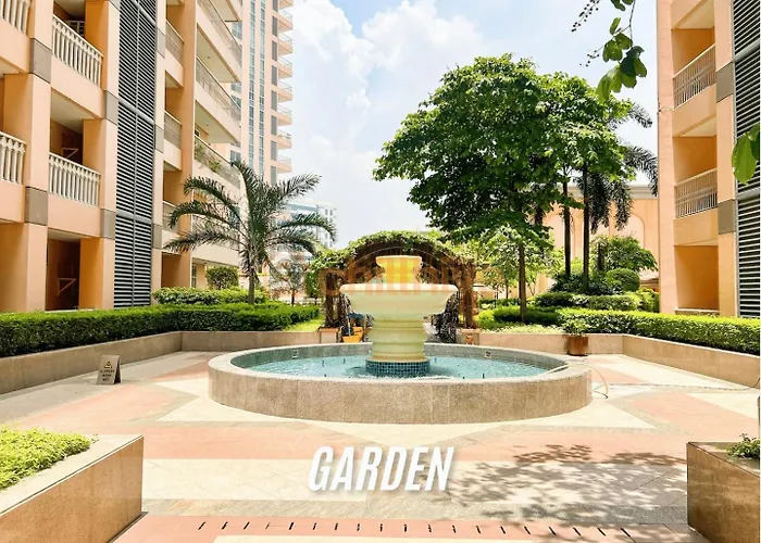 Luxury Bgc Condo, Venice Grand Canal #vlrtc5h Holiday home *